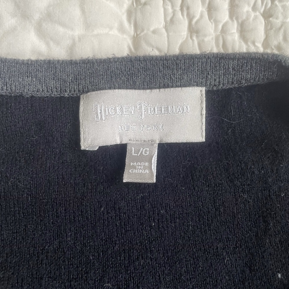 Hickey Freeman sweater - Picture 3 of 9